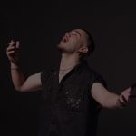 دانلود آهنگ جدید طاهاس چقدر بی رحم بودن بهم میاد